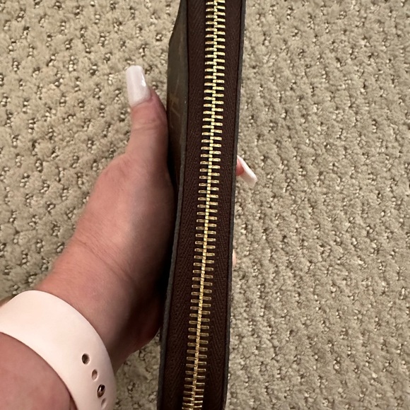 Louis Vuitton compact zippy wallet - Picture 11 of 16